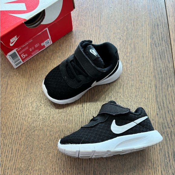 NIKE TANJUN (TDV) SIZE 5c - Picture 1 of 6